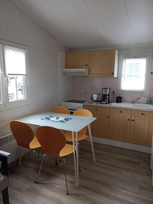 דירות Sulniac Chalet 4 Personnes Au Calme מראה חיצוני תמונה